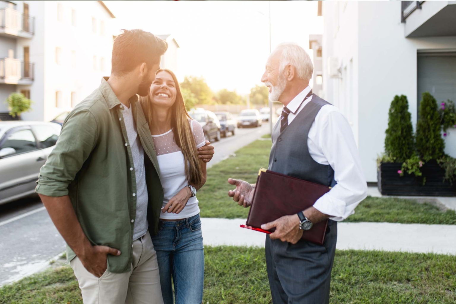 IS 2023 A GOOD TIME TO BUY A PROPERTY IN MIDSUSSEX? Hunters